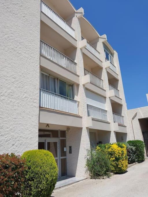 Au Calme A 2Min Mer Parking Balcon Wifi Clim! Сикс-Фор-ле-Плаж Екстериор снимка