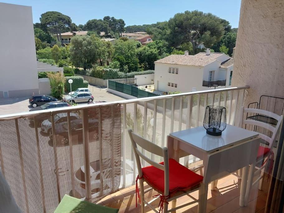Au Calme A 2Min Mer Parking Balcon Wifi Clim! Сикс-Фор-ле-Плаж Екстериор снимка